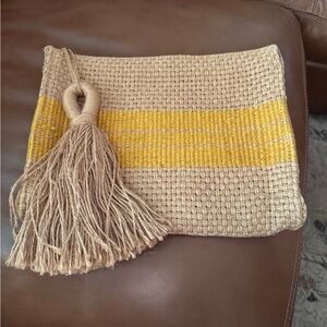 Zara Beige Woven Clutch